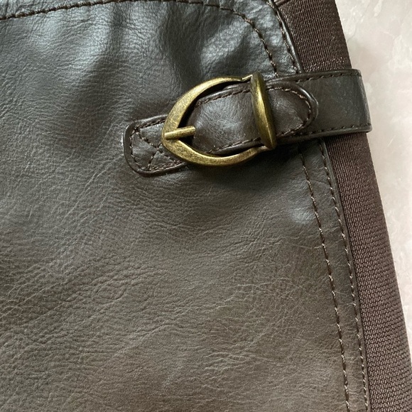 BareTraps Tommy Equestrian Faux Leather Riding Boots Sz 8M - Picture 5 of 13